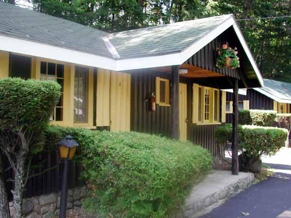 Amber Lantern Efficiency Cottage Lake George Zimmer foto